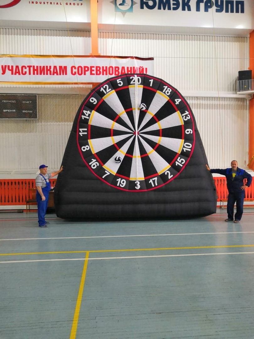 Надувной футбольный дартс